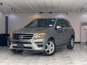 Mercedes-Benz M Class ML350 4MATIC 4dr SUV AWD (3.5L 6cyl 7A) 2015 Gray