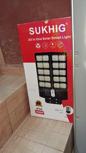 1500 Solar Street Light For Estate's/ Companies/ Hotels/ Churches/Bars