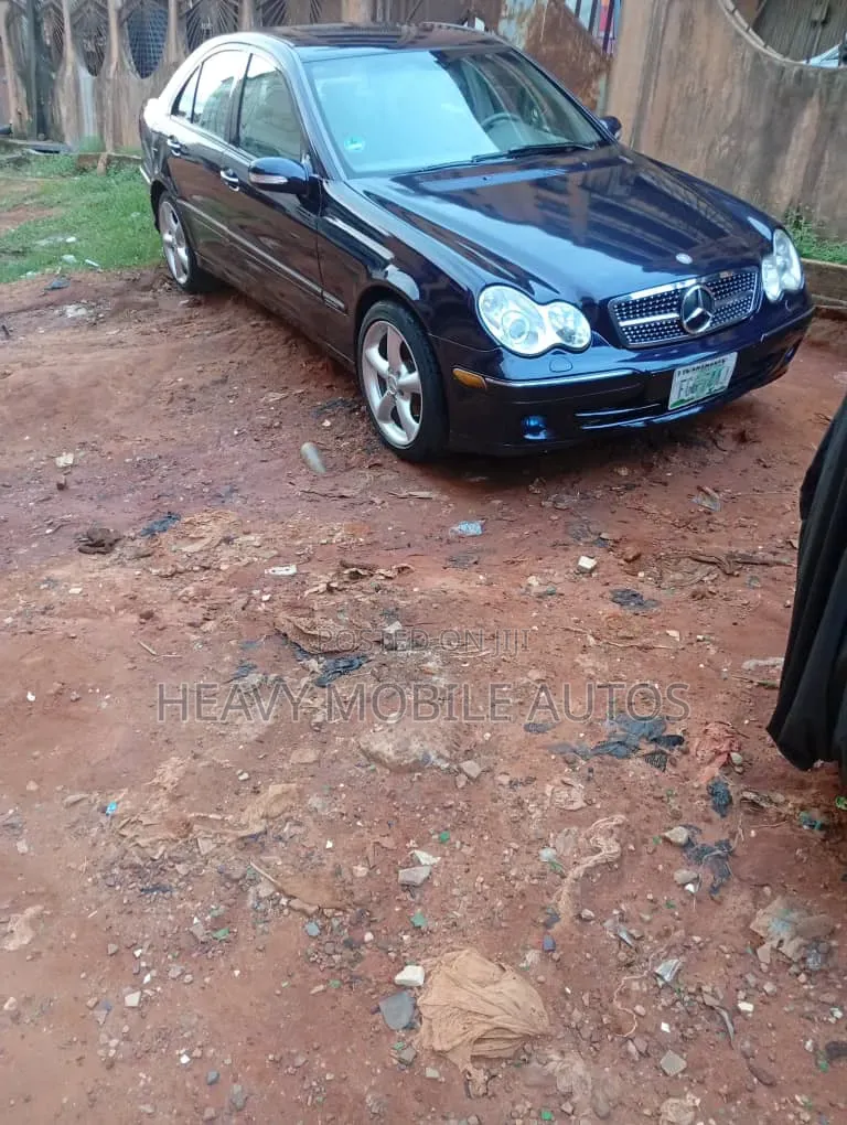 Mercedes-Benz C320 2007 Black