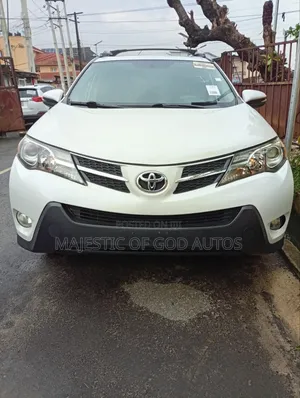 Toyota RAV4 2013 White