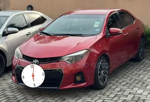 Toyota Corolla 2015 Red