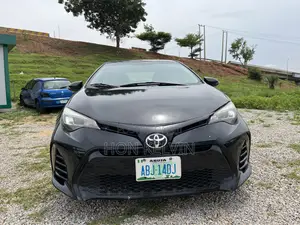 Toyota Corolla S 4dr Sedan (1.8L 4cyl CVT) 2016 Black