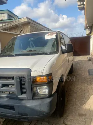 Ford E250 2008 White
