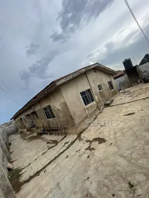 3bdrm Apartment in Ajameta, Iwo Road for sale