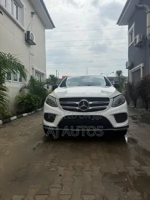 Mercedes-Benz GLE-Class 2016 White