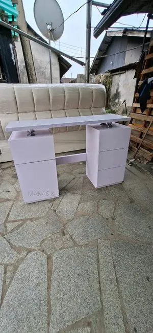 4ft Beautiful Office Desk