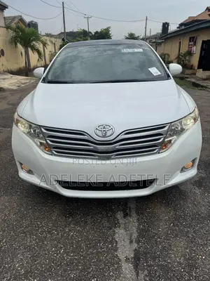Toyota Venza V6 AWD 2011 White