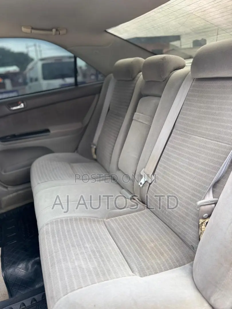 Toyota Camry 2006 Silver
