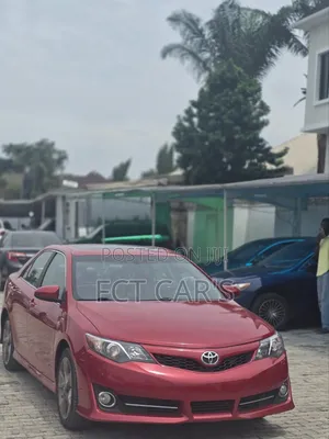 Toyota Camry SE 4dr Sedan (2.5L 4cyl 6A) 2012 Red