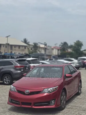 Toyota Camry SE 4dr Sedan (2.5L 4cyl 6A) 2012 Red