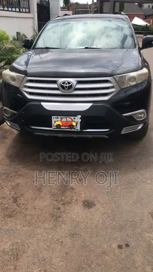 Toyota Highlander 2012 Black