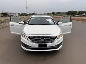 Hyundai Sonata Sport Sedan FWD (2.4L 4cyl 6A) 2016 White
