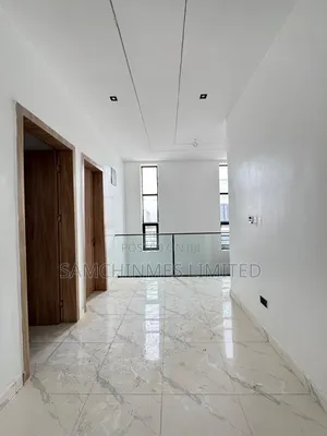 4bdrm Duplex in Ikota for sale