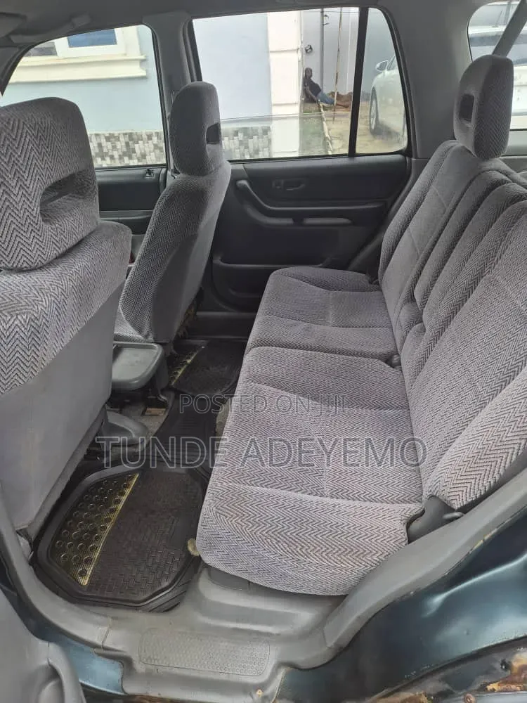 Honda CR-V 2000 Green
