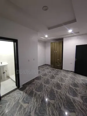 1bdrm Shared Apartment in Osapa London for rent