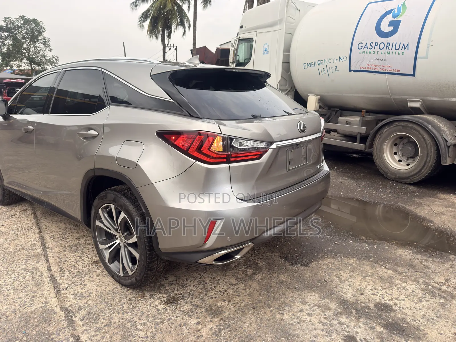 Lexus RX 350 FWD 2017 Gold