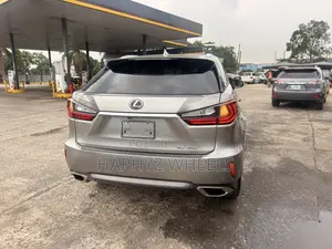 Lexus RX 350 FWD 2017 Gold