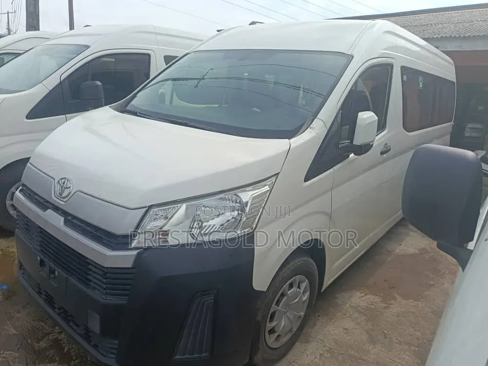 Toyota HiAce 2020 White