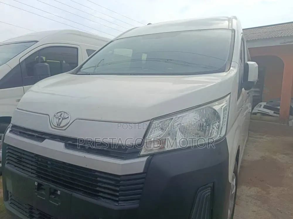 Toyota HiAce 2020 White