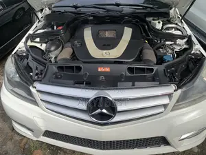 Mercedes-Benz C300 2012 White