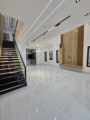 4bdrm Duplex in Thomas Estate for sale