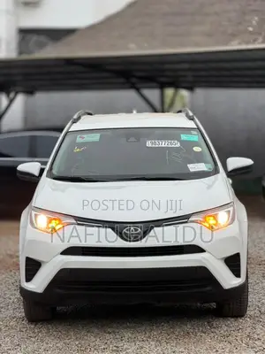 Toyota RAV4 2017 White