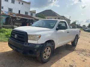 Toyota Tundra 2012 White