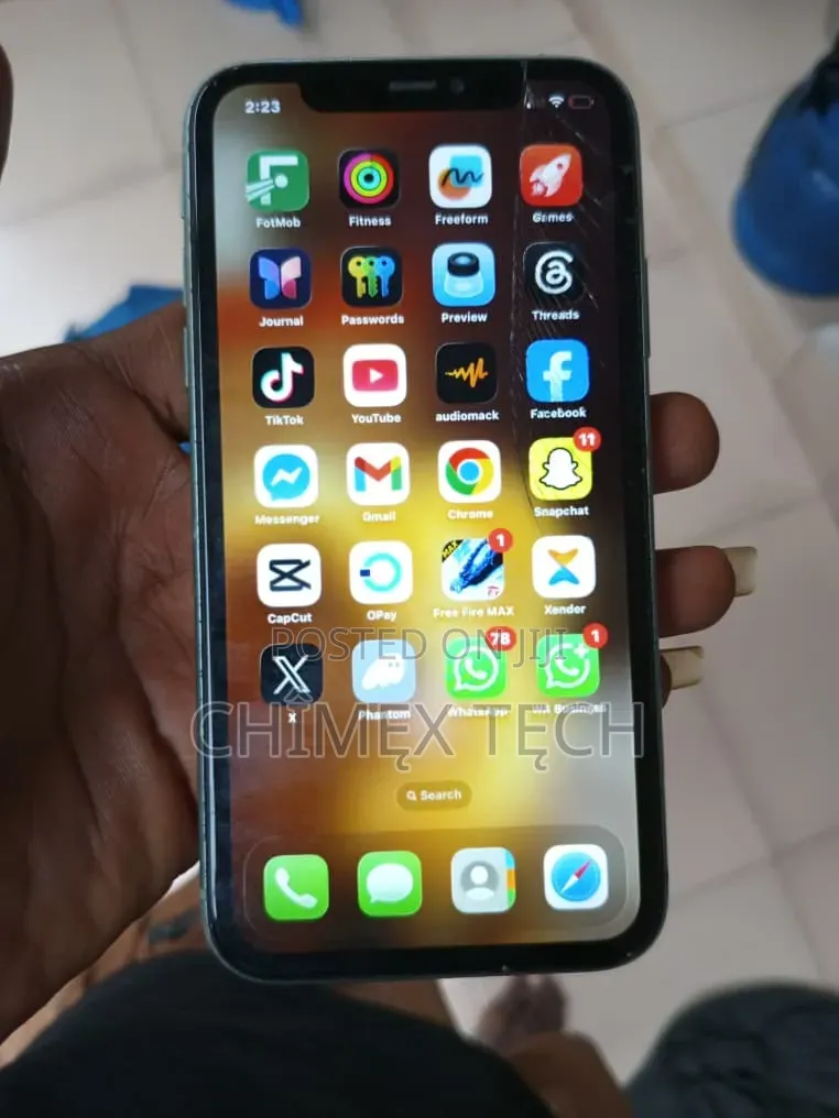 Apple iPhone 11 64 GB Green