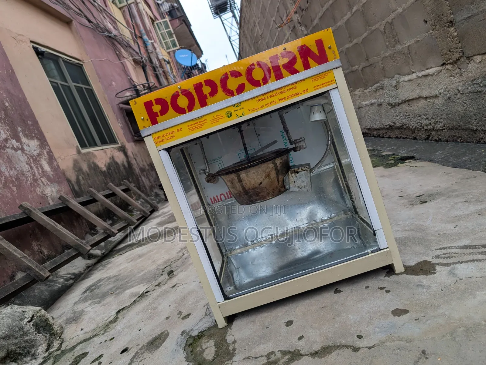 Popcorn Machine