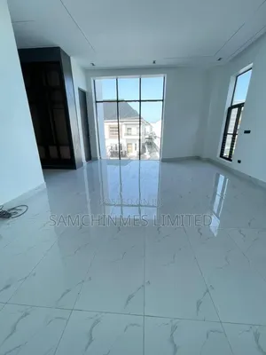 5bdrm Duplex in Ilaje / Lekki for sale