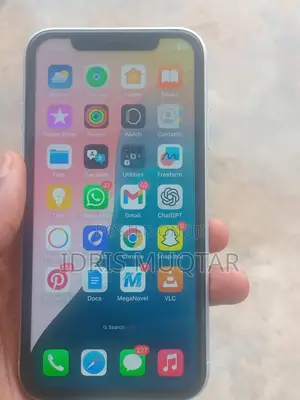Apple iPhone XR 128 GB White