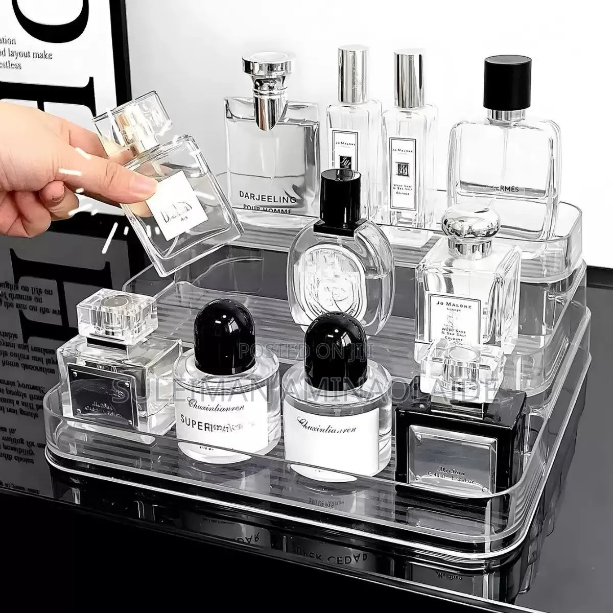 Acrylic Perfumes Organizer