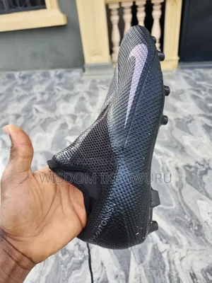Nike Phantom Vision Academy Football Boots – Black | Size 44