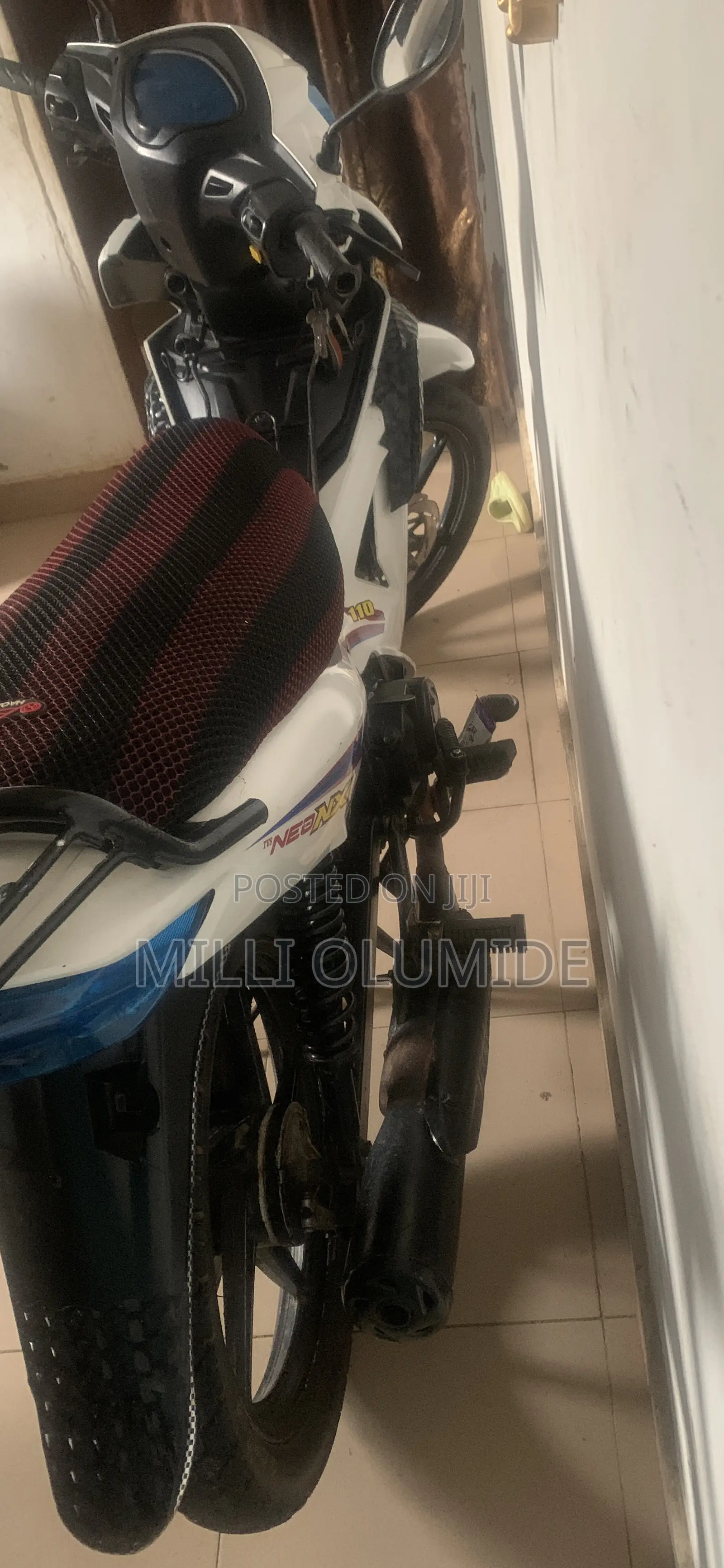 TVS Neo NX 2024 White