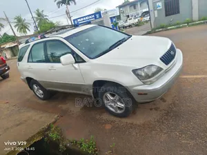 Lexus RX 300 2001 White
