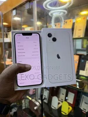 Apple iPhone 13 512 GB White