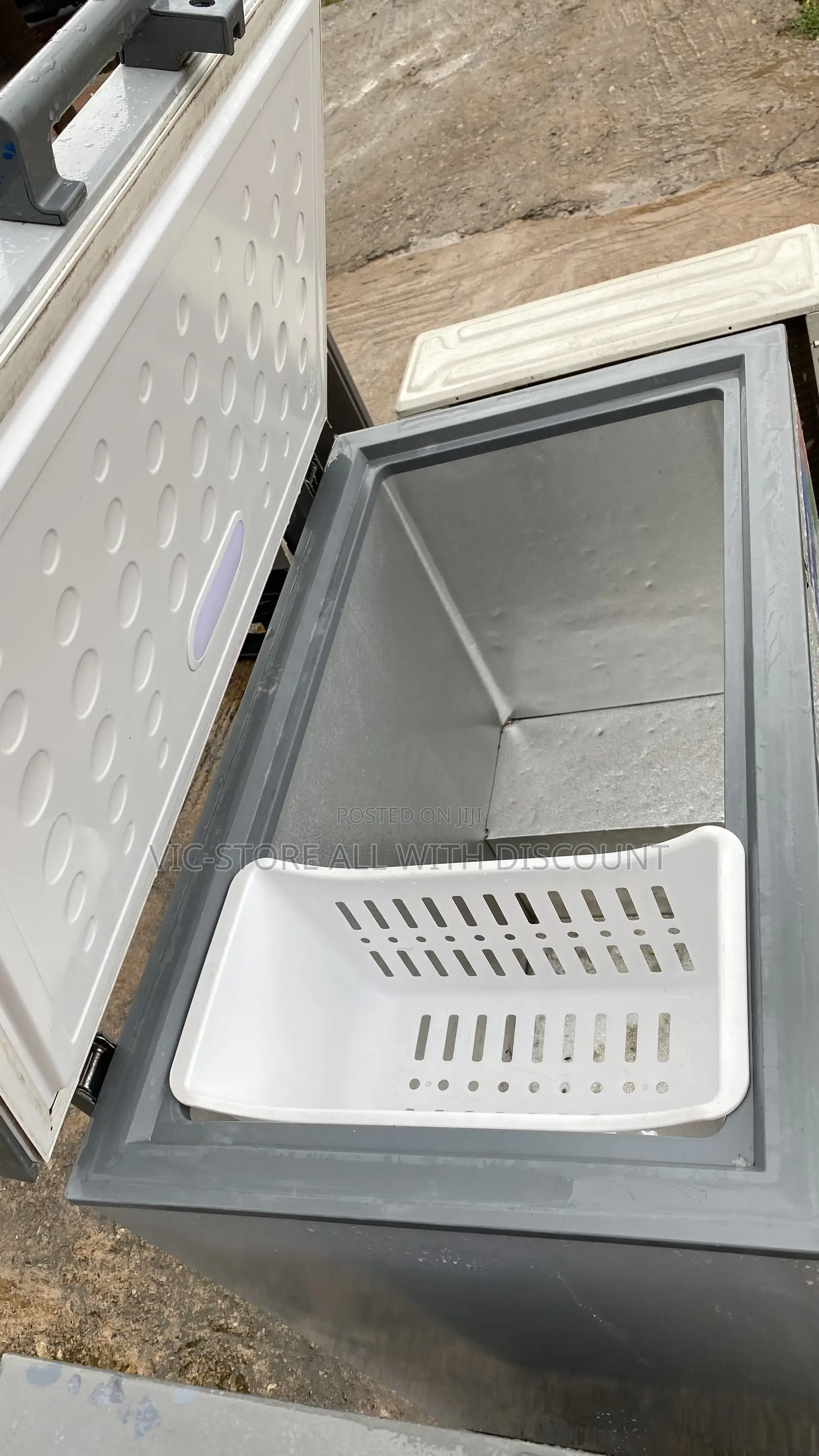 Skyrun Deep Freezer Nearly Used 200l