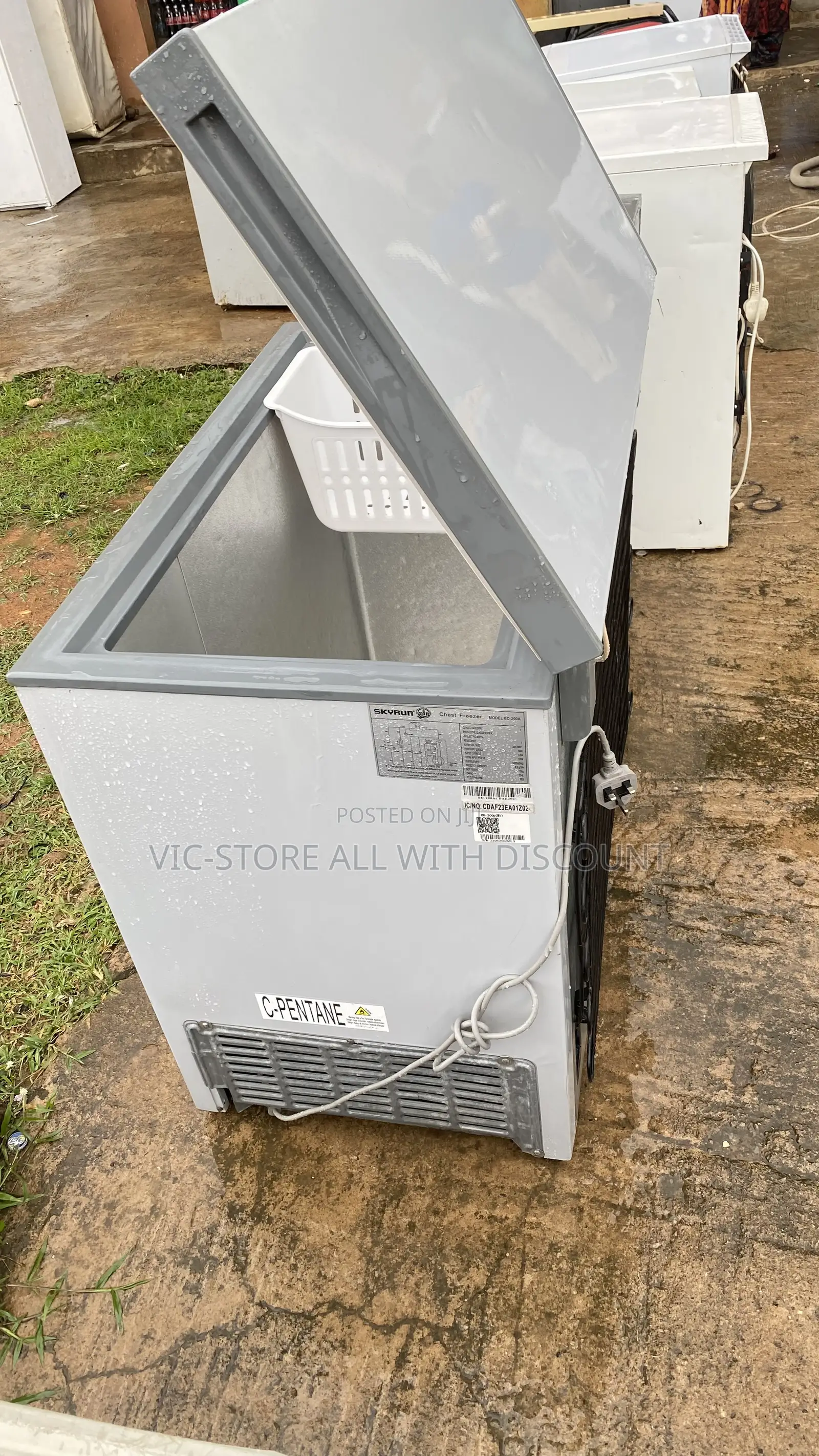 Skyrun Deep Freezer Nearly Used 200l