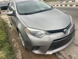 Toyota Corolla LE 4dr Sedan (1.8L 4cyl CVT) 2016 Gray