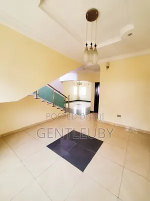 5bdrm House in West End Estate, Lekki Phase 2 for rent