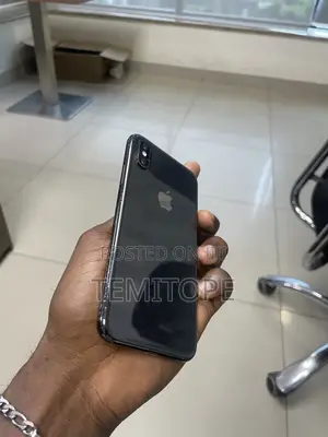 Apple iPhone X 64 GB Black