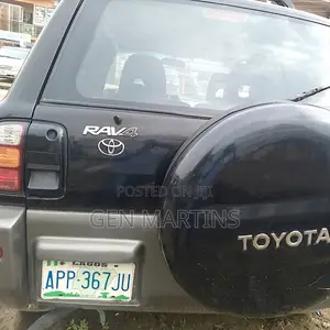 Toyota RAV4 Automatic 2003 Black