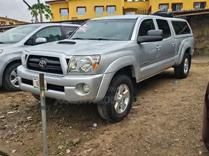 Toyota Tacoma 2006 Silver