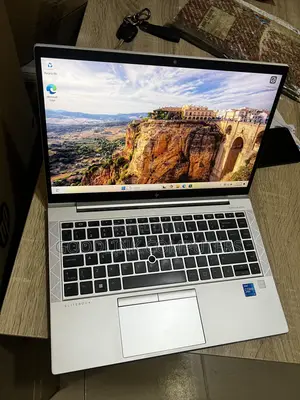 Laptop HP EliteBook 840 G8 8GB Intel Core i5 SSD 256GB