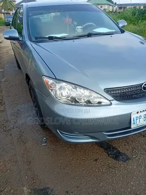 Toyota Camry LE 4dr Sedan (2.4L 4cyl 4A) 2004 Green