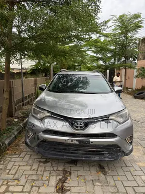 Toyota RAV4 2016 Silver