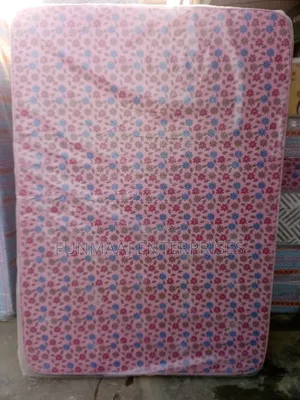 4 and Half by 6 Feet by 9 Inches Mouka Koko Foam