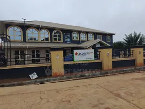 Commercial Space Facing a Major Road Is Available
