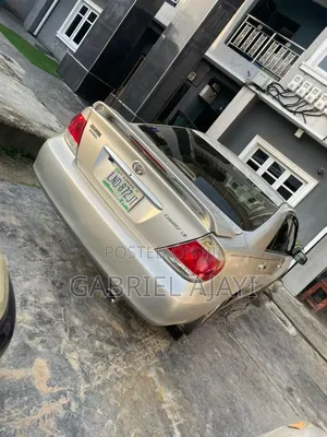 Toyota Camry 2005 Silver