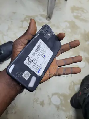 Apple iPhone 11 64 GB Black
